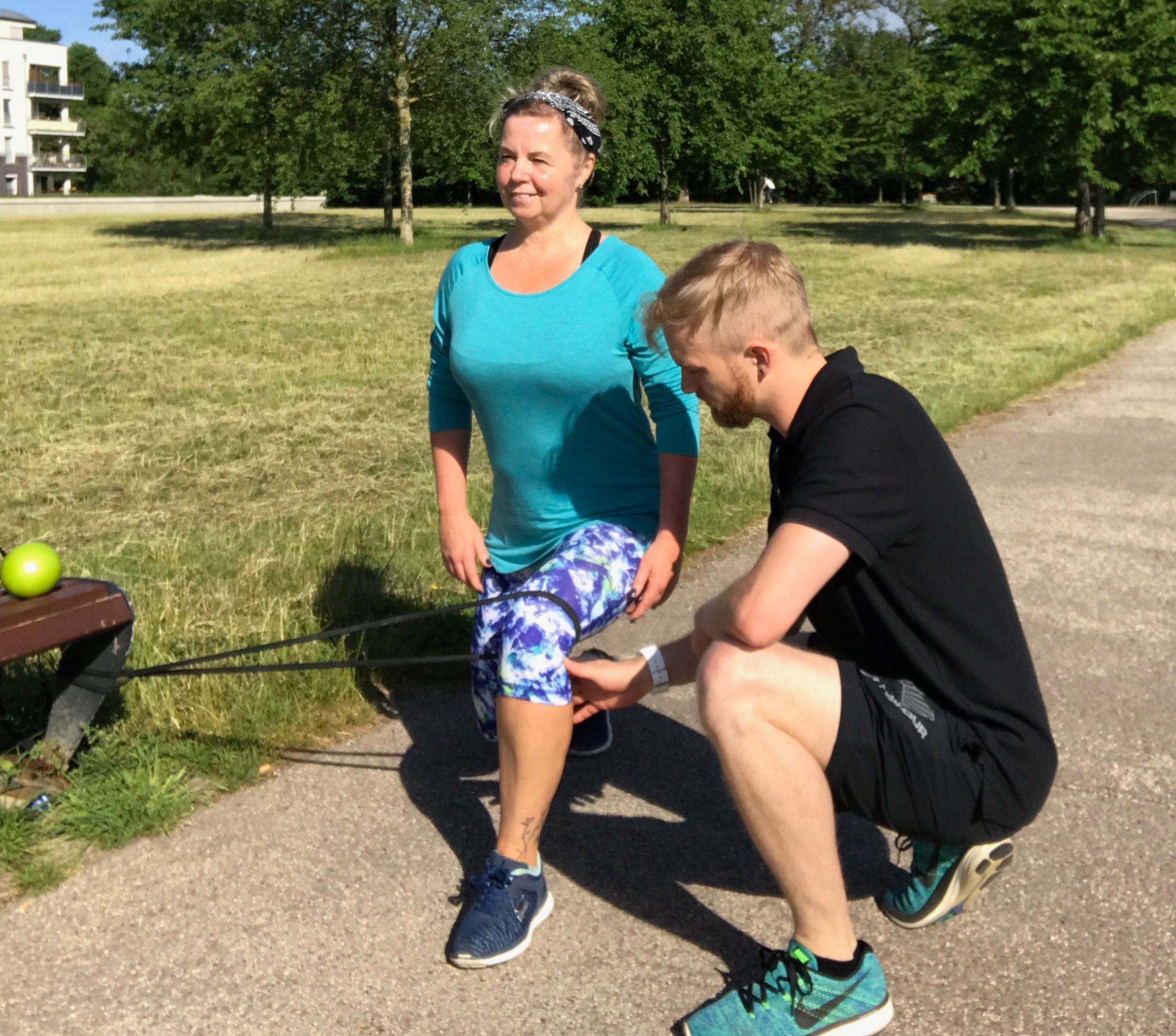 Personal Training im Freien für Stabilitätstraining